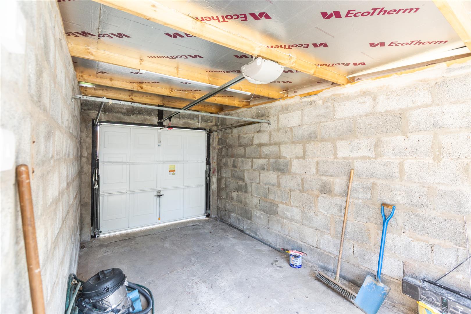 High Street, Clydach, Swansea, SA6 5LN